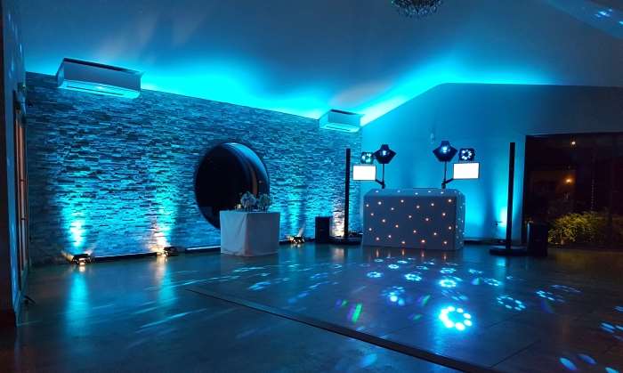 The Boat House in Ormesby St Margaret, painted Teal with our Wedding DJ setup