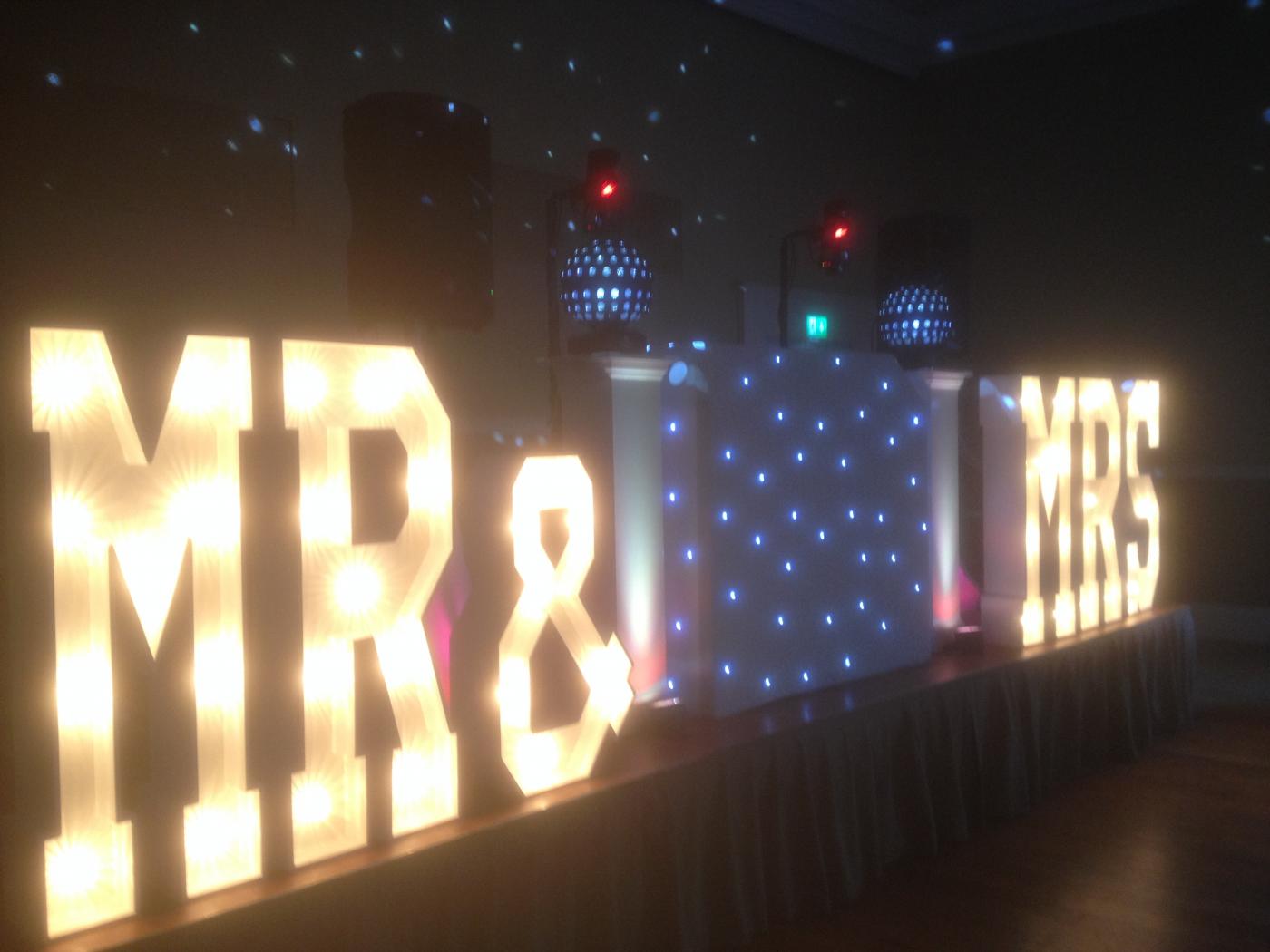 MR and MRs Disco