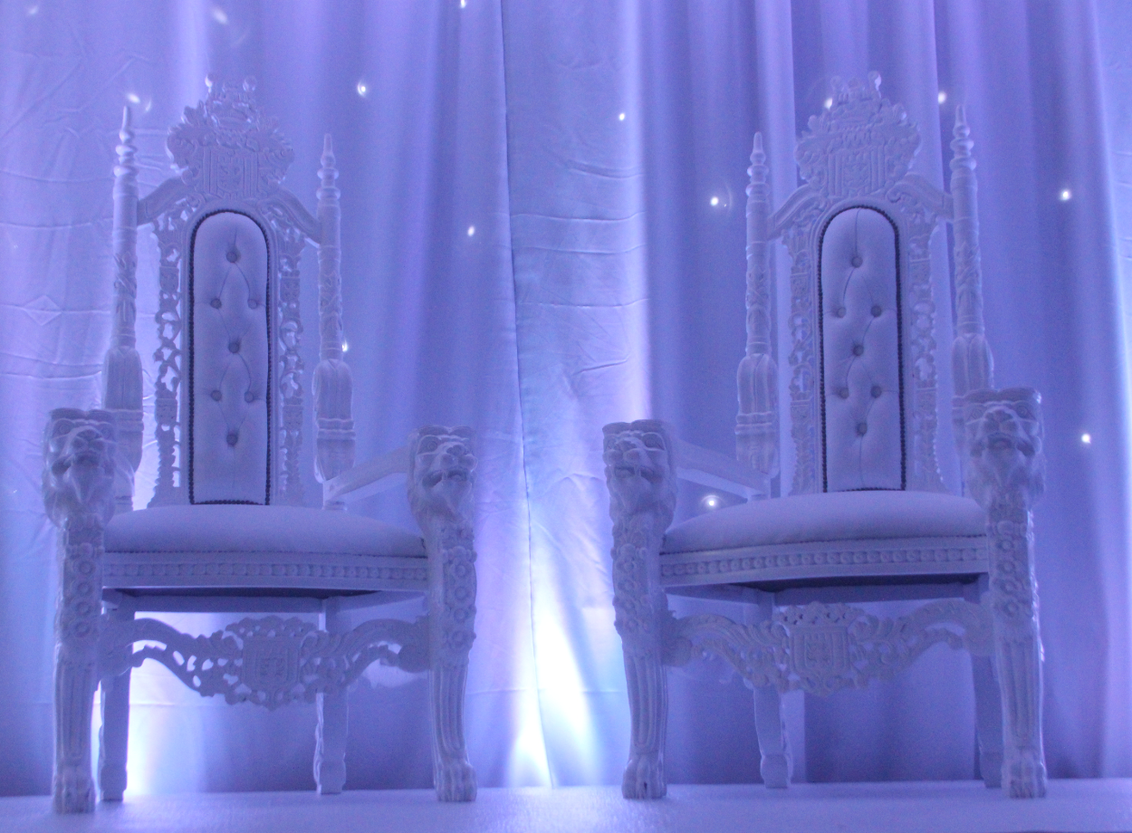 Prom throne chairs