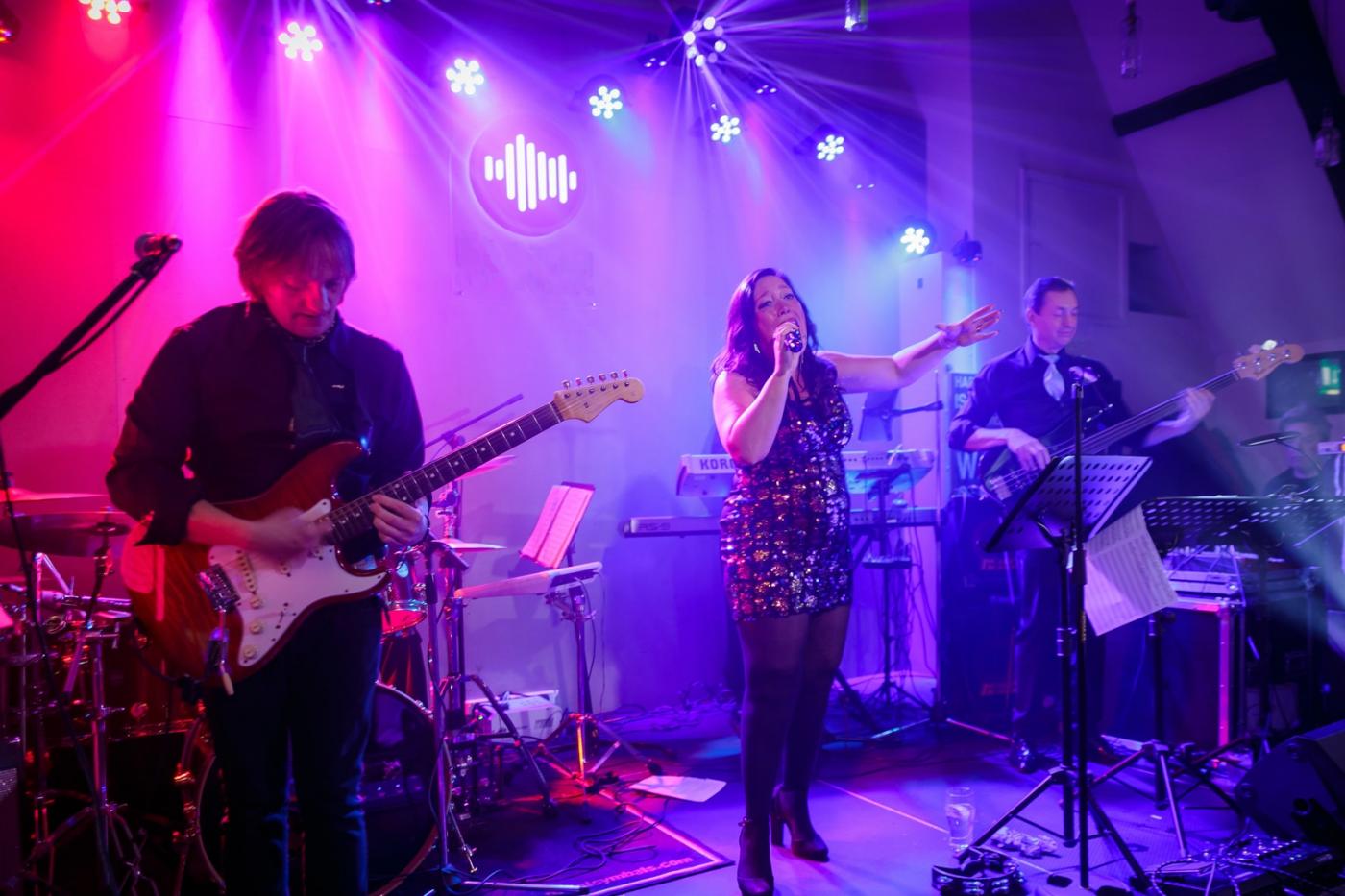 Addictive Mix Band in  Blue and Red lights