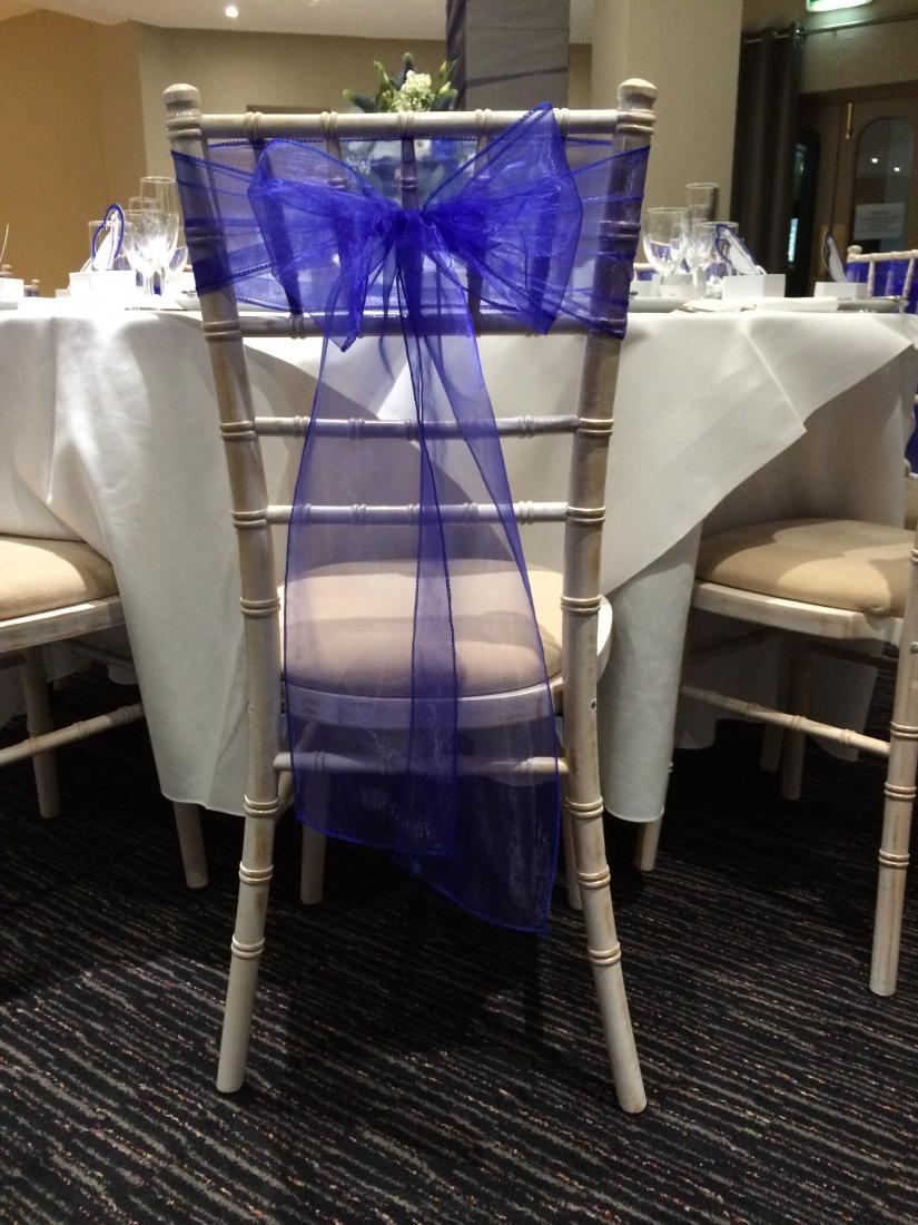 single royal blue sash on chiavari chair